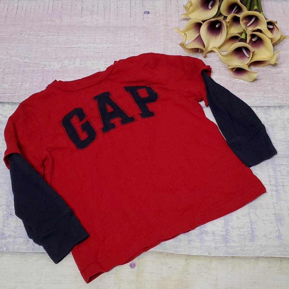 Kid's GAP Logo Graphic Long Sleeve Tshirt